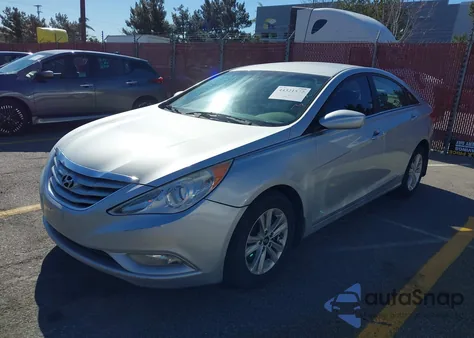 2013 Hyundai Sonata Gls z USA, uszkodzony, nr VIN 5NPEB4AC3DH536305